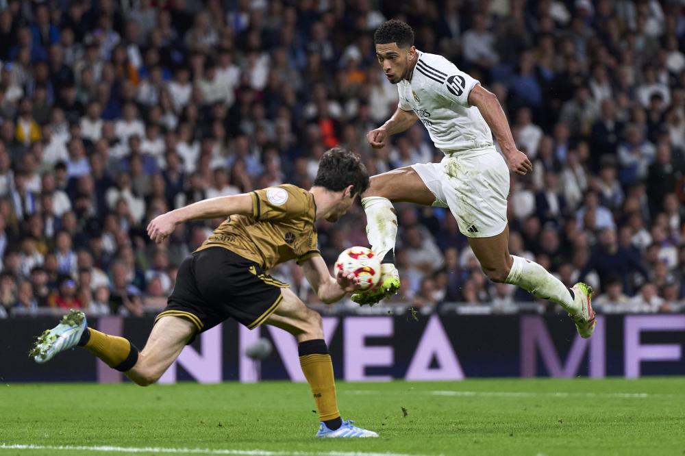 采取更加谨 采取更加谨