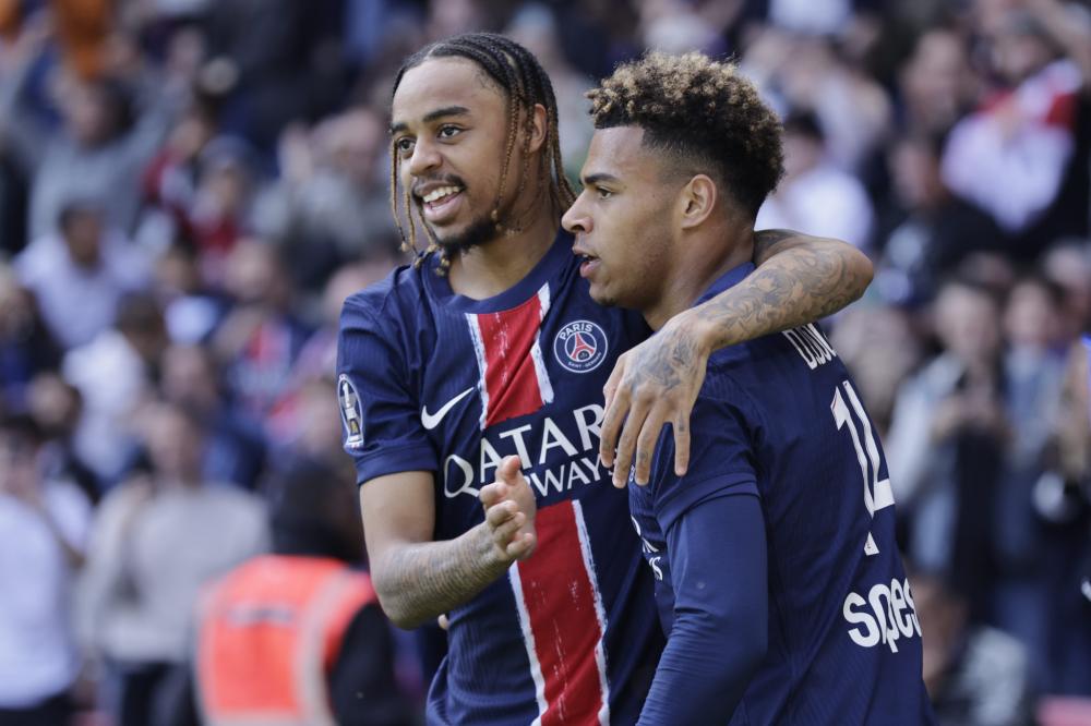 人挺身而出 人挺身而出